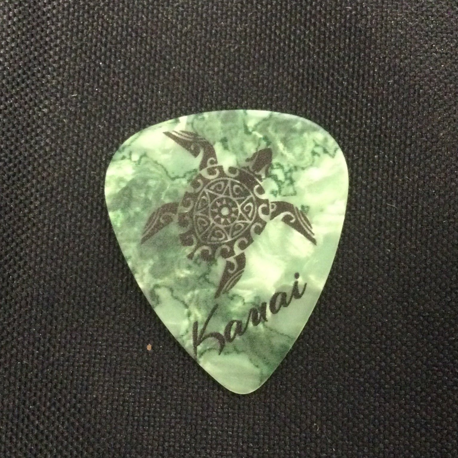 Kauai Guitar Pick Green Honu