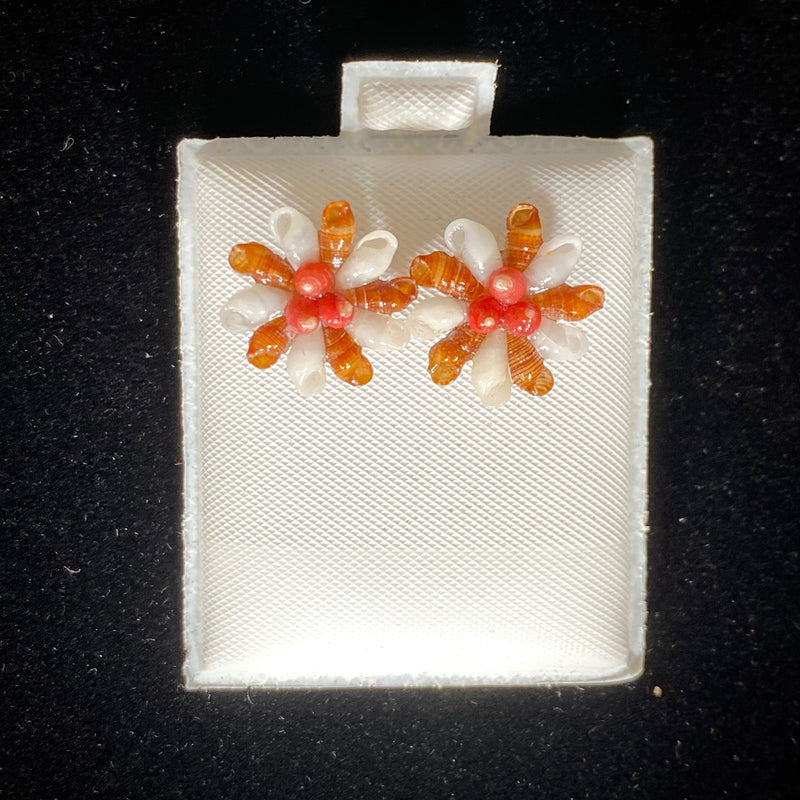 Ni'ihau Tiny Horn and Kahelelani Shell Flower Earrings