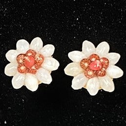 Ni'ihau Kahelelani māku‘e, Kahelelani ‘ula‘ula, and White Trivia Oryza Shell Flower Earrings