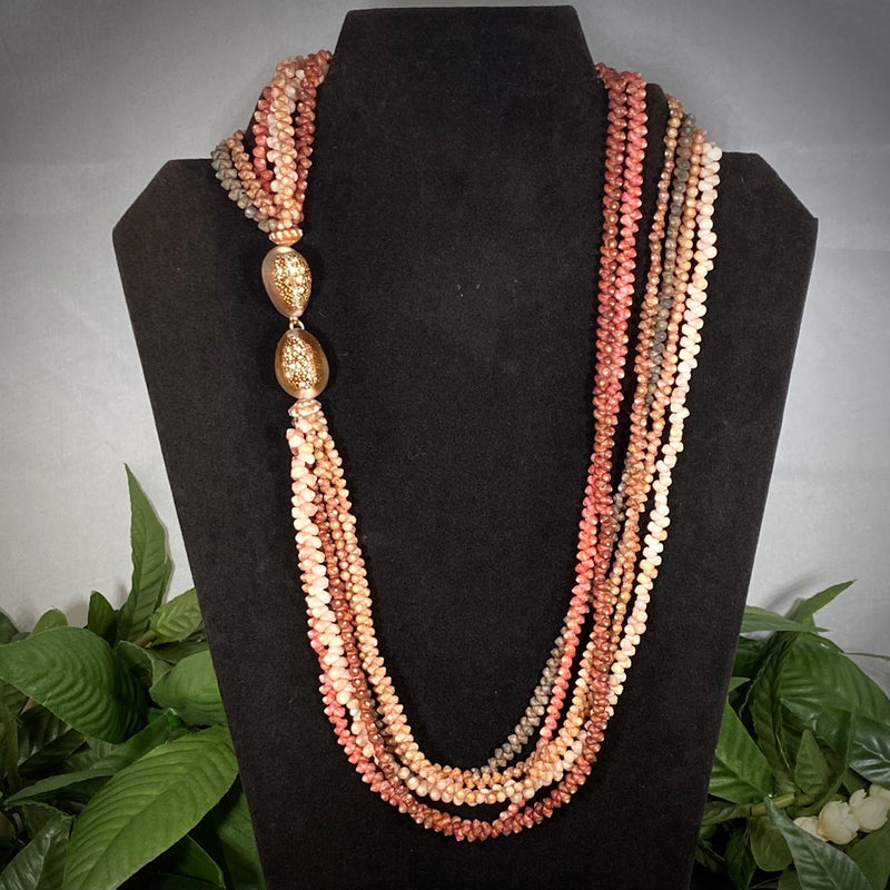 Kaua'i Kahelelani Shell 6-Strand Lei