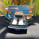 Hawaiian Collectibles - 05709H HI Chevy '57 Vette w/ Board