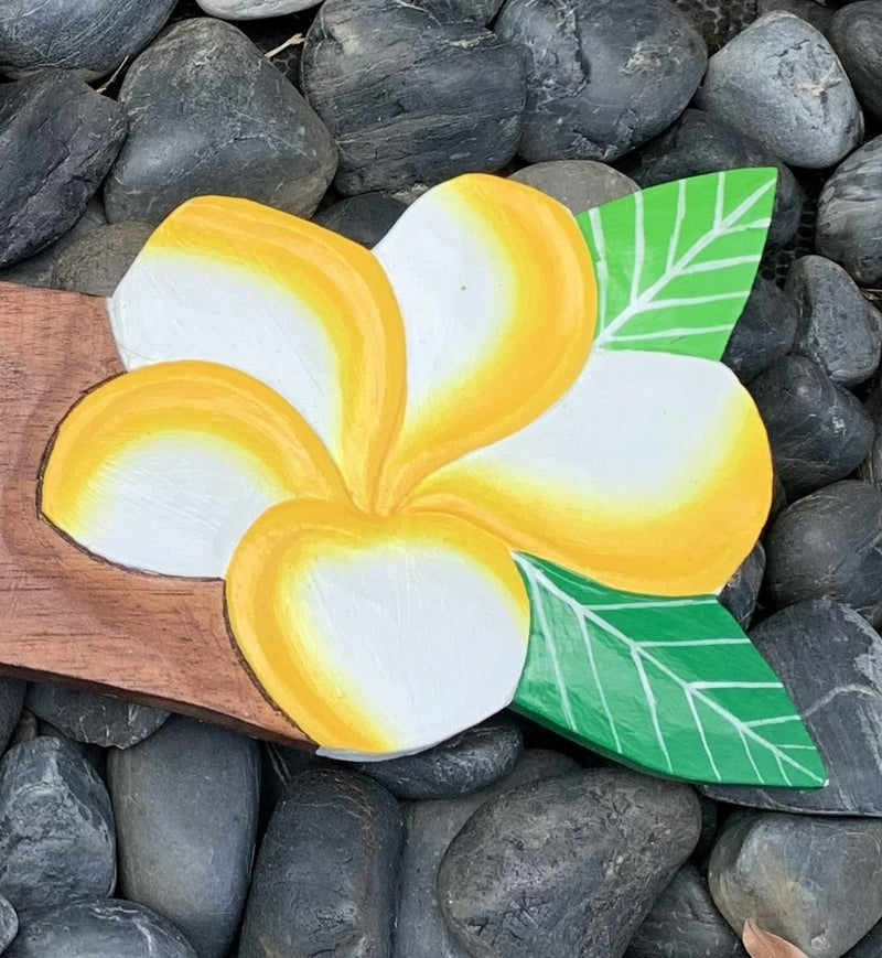 Sign - KAUAI - with 2 Yellow Plumerias